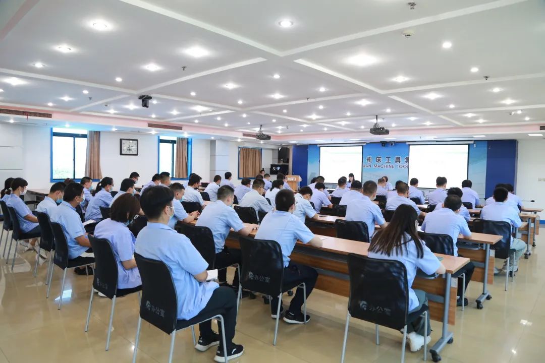 【群團(tuán)工作】秦川機(jī)床本部團(tuán)委組織青工開展安全生產(chǎn)月主題教育培訓(xùn)活動(dòng)